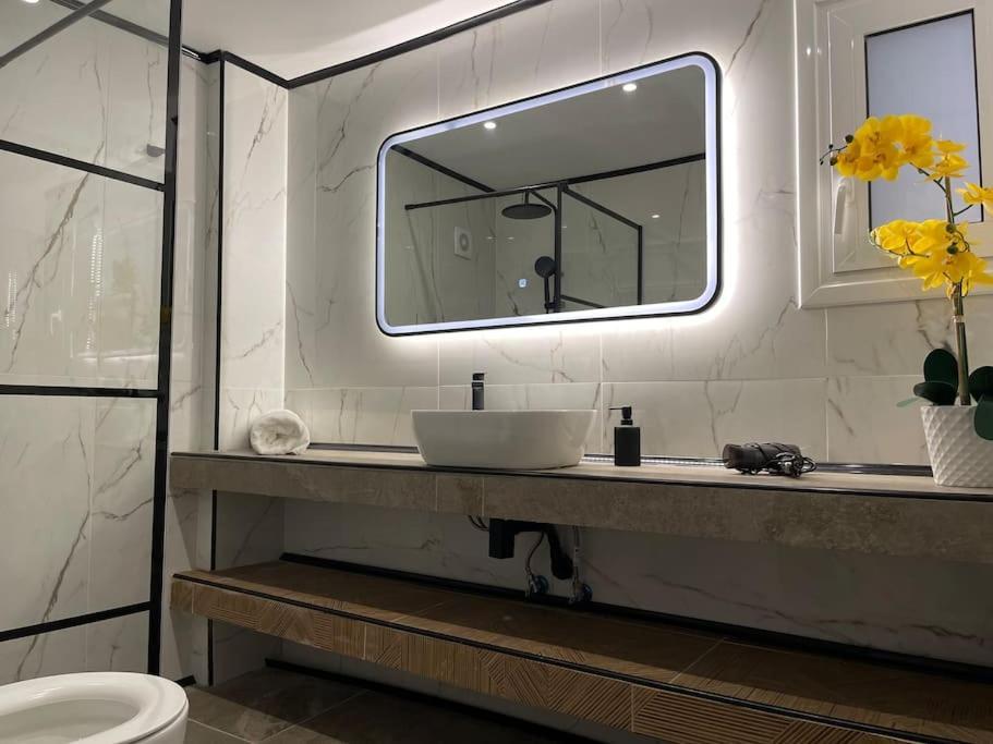 Hideaway Boutique Daire Atina Dış mekan fotoğraf