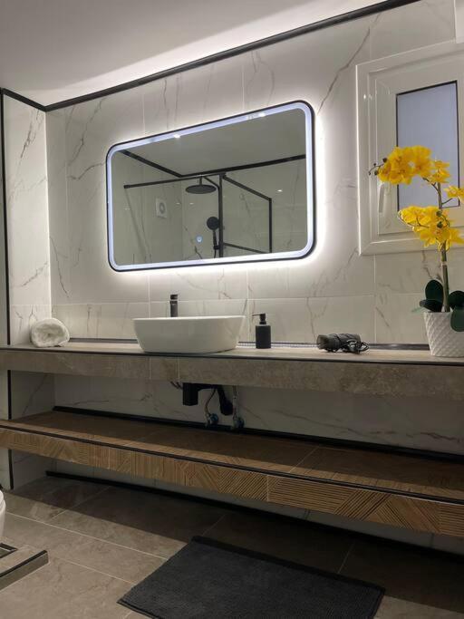 Hideaway Boutique Daire Atina Dış mekan fotoğraf
